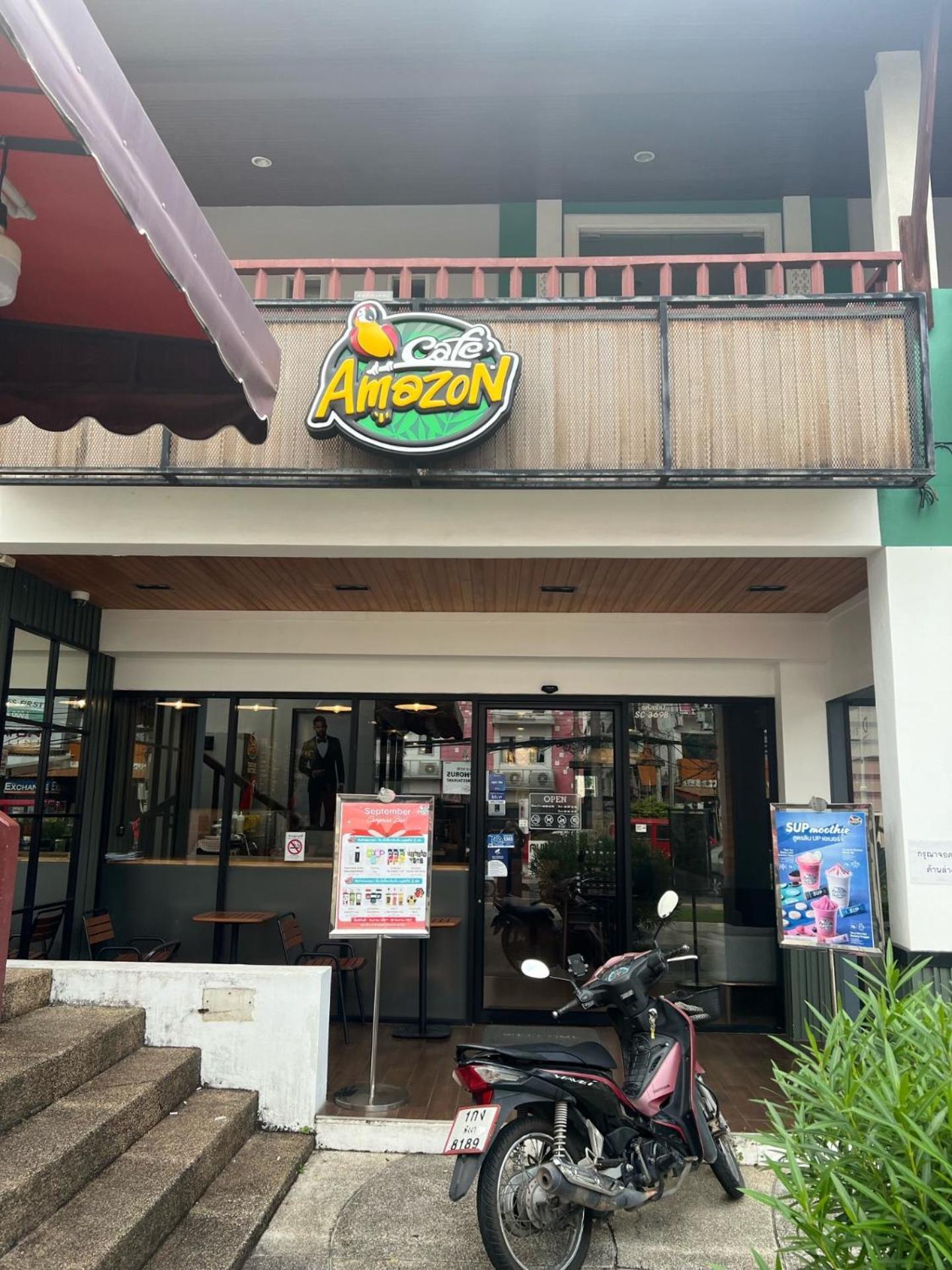 Private Modern Apartments By Patong Vacation Rentals Located In The Heart Of Patong, Walking Distance To The Beach, Kitchen, Private Bathroom, Seating Area, 65" Smart Tv With Free Wifi Exterior photo